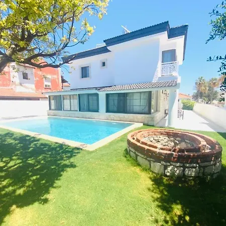 Talles Suit Butik Otel Apartamento Çeşme